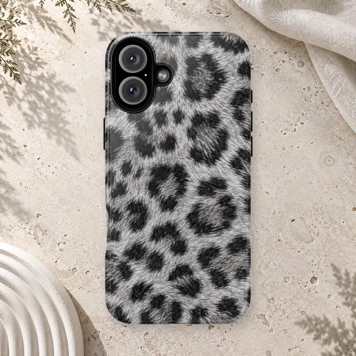White Leopard phone case print