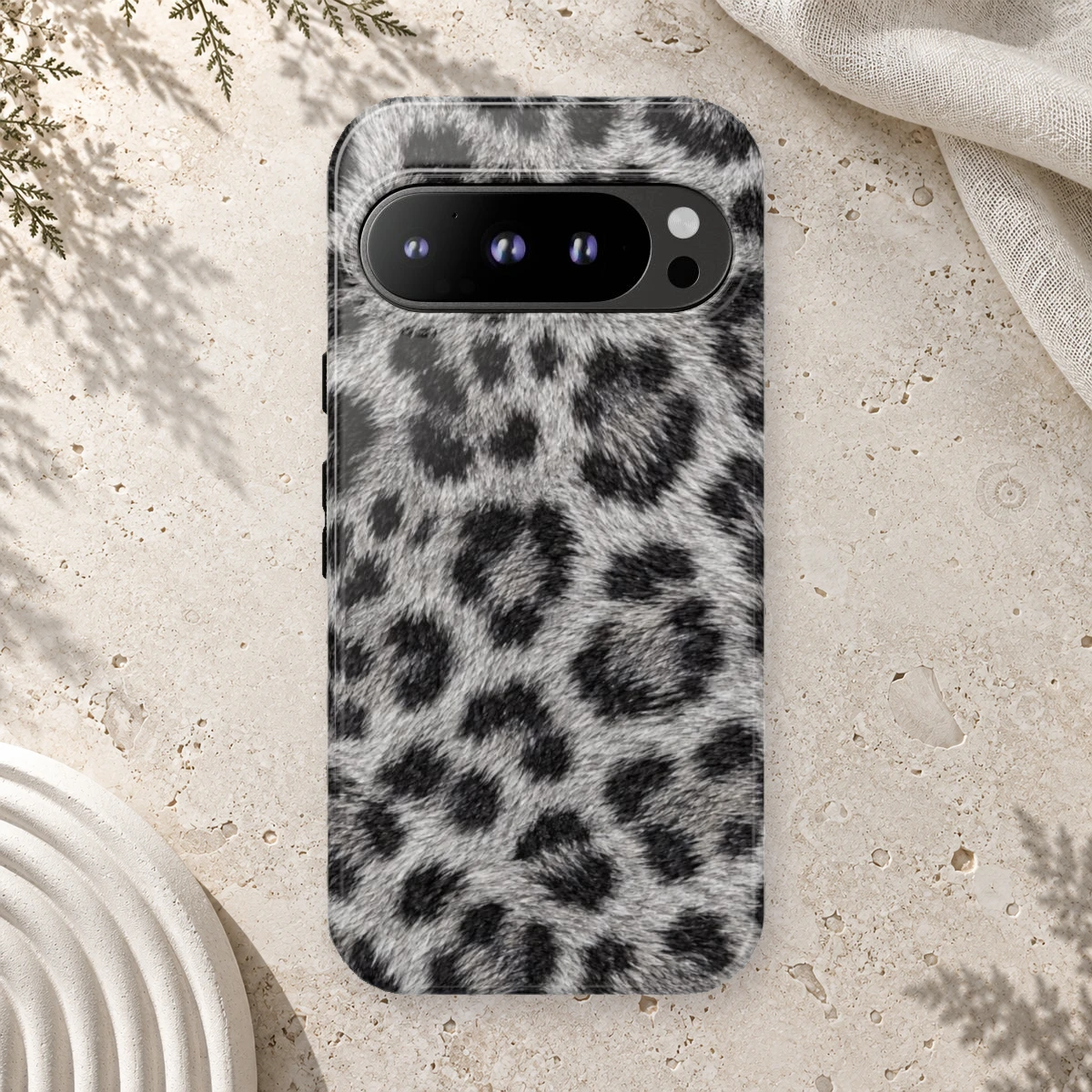 White Leopard phone case print